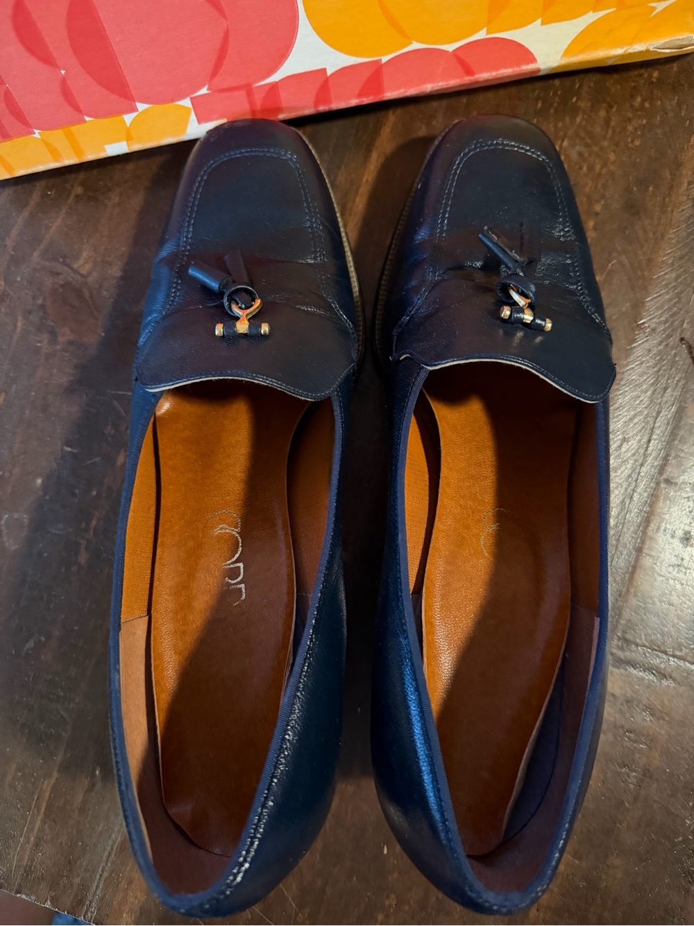 VTG Cobbies Classic Navy Leather Block Heel Tassel Loafer - 11W - Picture 5 of 12
